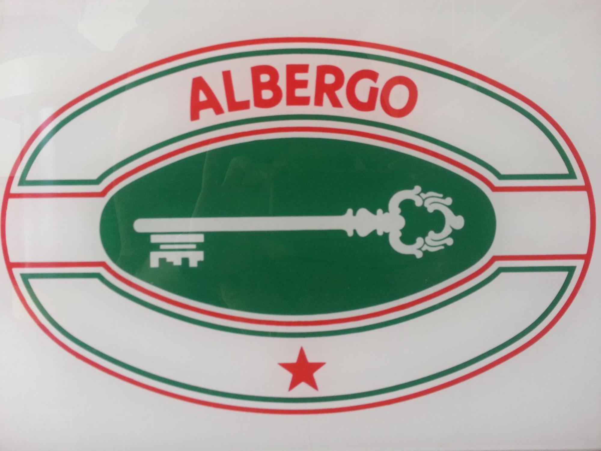 פסקיארה דל גארדה Albergo Marsari מראה חיצוני תמונה